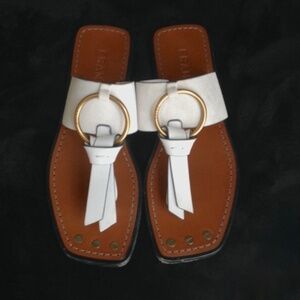 FRAME Le Santa Monica Square ToeSuede Flat Thong Fringe Sandal In White SZ 7.5